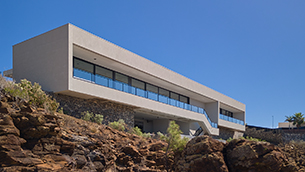 finalista premios aye Ramón Cruz Estudio Ocultar y descubrir: Vivienda unifamiliar en Monte León CANARIAS | Fotografía de David Rodríguez