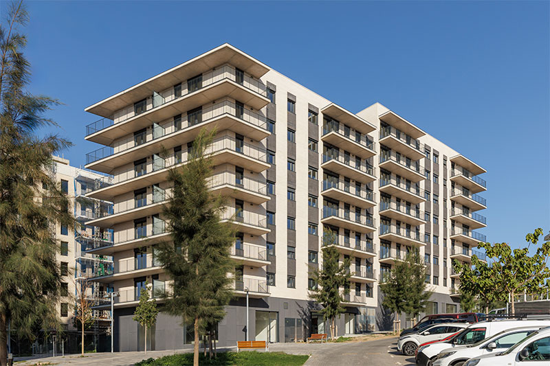 arquitectura y empresa BINARQ ARQUITECTOS 70 VIVIENDAS PROTEGIDAS VILADECANS