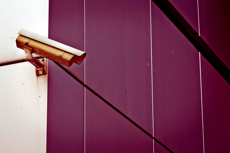 arquitectura y empresa CAMARAS DE SEGURIDAD WIFI O CABLEADAS