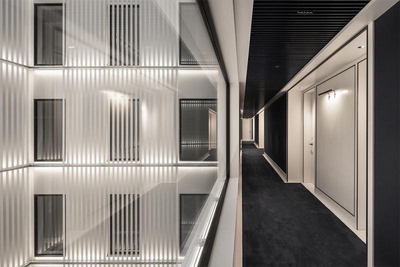 arquitectura seventy hotel corredor distribuidor habitaciones