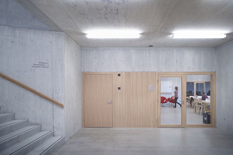 arquitectura sostenible_escuela Suiza_Skop_hall