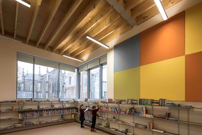 arquitectura_St Bronaghs Primary School_biblioteca