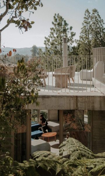 Áreas comunes del nivel uno y de la cubierta de la Casa de Concreto