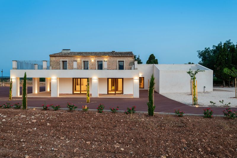 arquitectura_y_empresa_bodega_acceso  