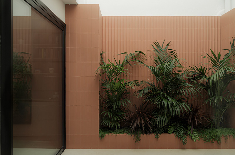 Arquitectura y Empresa, arquitectura, construcción, interiorismo, diseño de interiores, Valencia, Chiralt Arquitectos, Alberto Chiralt, vivienda, unifamiliar, arquitectura residencial, proyecto de reforma, reforma integral, Moncada, Valencia, España, espacio diáfano, proyectos de arquitectura, patio interior, casa patio