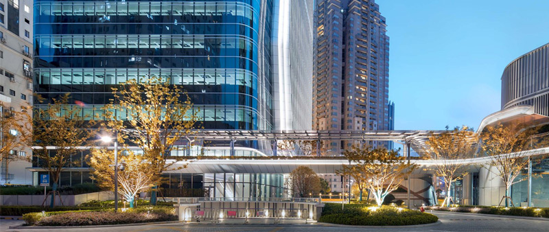 Arquitectura y Empresa, Centro Shanghai  Xujiahui , Ronald Lu & Partners, China, Shanghai, centro comercial, oficinas, espacio comercial, urbanismo, desarrollo urbano, Borui Images, Archi-EXIST