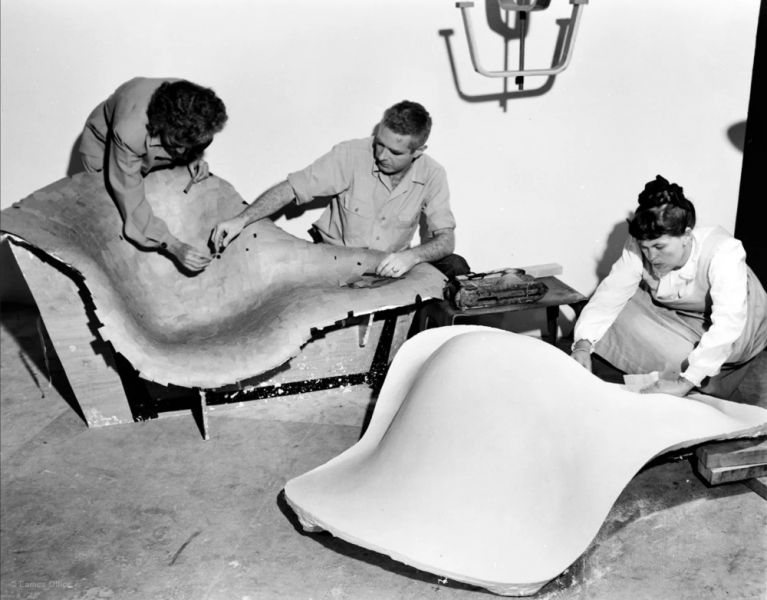 Prototipo de la silla de plástico moldeado Eames