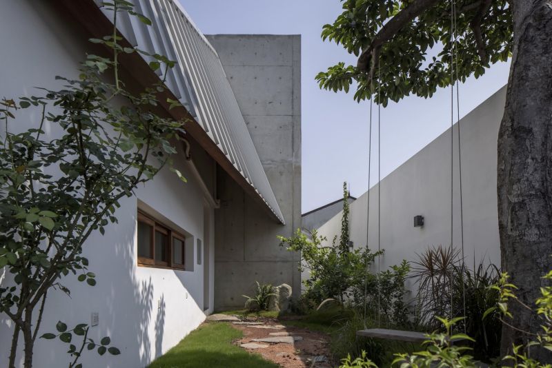 arquitectura_y_empresa_dhy house_jardín perimetral