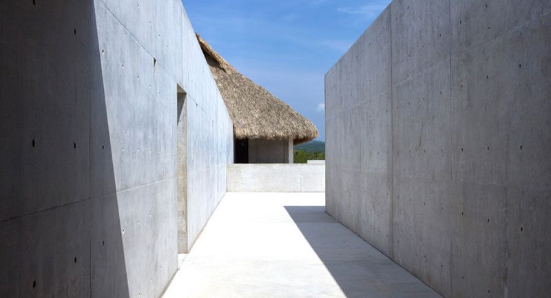 arquitectura_y_empresa_exterior_pasillos