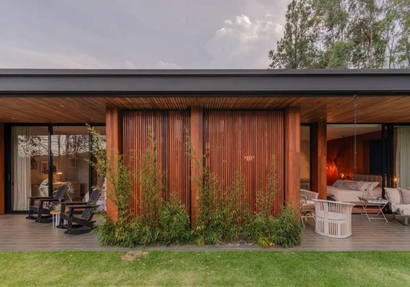 Fachada de las habitaciones de la Casa E + A