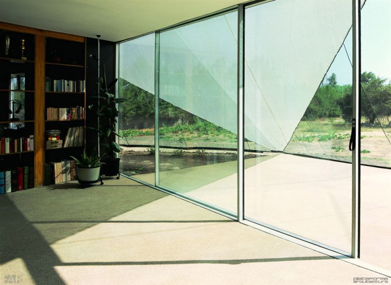 arquitectura_y_empresa_FAR_protección vidrio