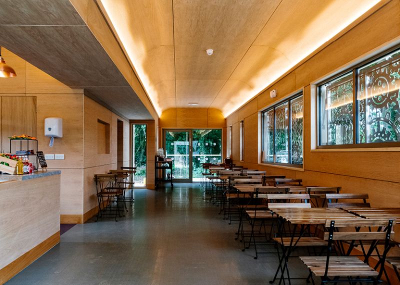 arquitectura_y_empresa_Handlebar-cafe_interior