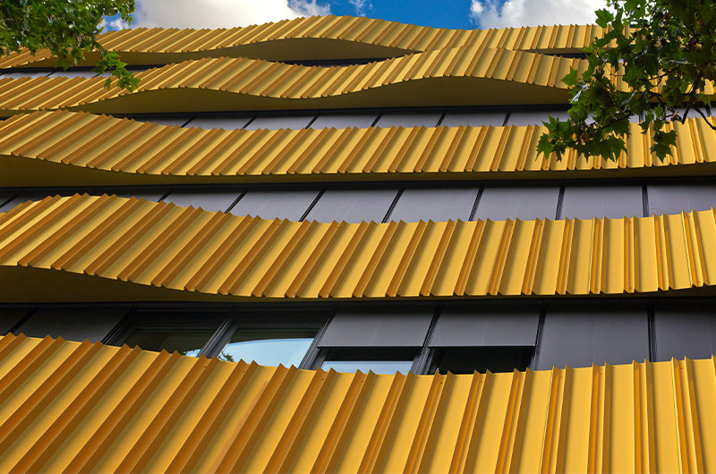 Arquitectura y Empresa, arquitectura, construcción,  Kingspan | Teczone, luz, iluminación, fachadas, materiales de construcción, aislantes, aislamiento térmico, aislamiento acústico, aislamiento técnico, ventilación natural, eficiencia energética, paneles aislantes, paneles de techo, novedades, fachada, diseño exterior, diseño de fachada, sistemas modulares MyWall, pabellón polideportivo de San Vicente del Raspeig