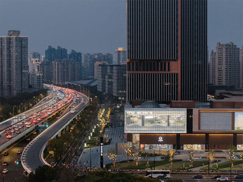 Arquitectura y Empresa, arquitectura, interiorismo, diseño de interiores, China, Shanghai, parque deportivo interior, pabellón deportivo, patinete, patinaje, AAN Architects, Moreprk Skyline, Vanke, arquitectura deportiva, pista patinaje, arquitectura china, espacio deportivo, pabellón deportivo