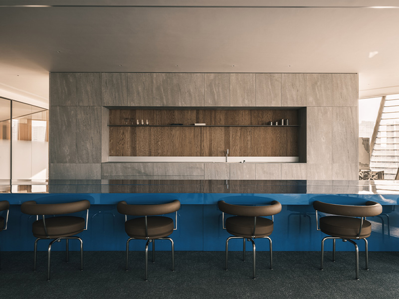 Arquitectura y Empresa, arquitectura, interiorismo, diseño de interiores, espacios de trabajo, diseño de oficinas, oficina, China, SAY Architects, Wen Studio, madera, particiones de vidrio, espacio flexible, equilibrio, luz natural, arquitectura flexible, flexibilidad, espacio multifuncional, oficina flexible