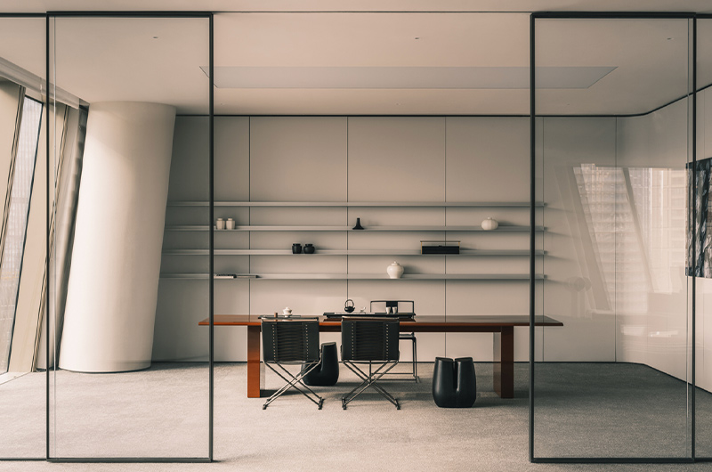 Arquitectura y Empresa, arquitectura, interiorismo, diseño de interiores, espacios de trabajo, diseño de oficinas, oficina, China, SAY Architects, Wen Studio, madera, particiones de vidrio, espacio flexible, equilibrio, luz natural, arquitectura flexible, flexibilidad, espacio multifuncional, oficina flexible