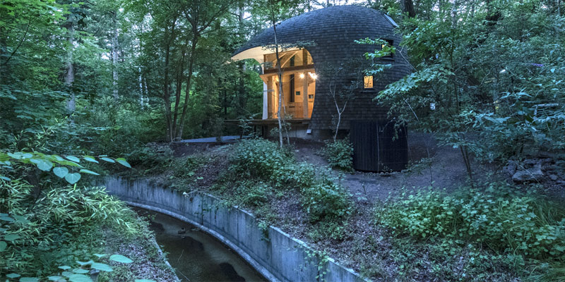 Arquitectura y Empresa, Tono Mirai Architects, cabaña, bosque, Nagano, Japón, Takeshi Noguchi, Shell House, eficiencia energética, sostenibilidad, sostenible, arquitectura pasiva, materiales de construcción locales, madera FSC