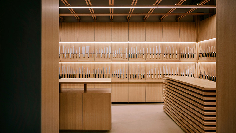 Arquitectura y Empresa, arquitectura, Japón, Japan, interiorismo, diseño de interiores, diseño interior, espacio comercial, espacio de ventas, negocio, arquitectura comercial, galería, arquitectura expositiva, exposición, Osaka, L/O Design, Katata Yoshihito