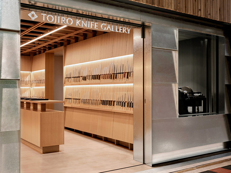 Arquitectura y Empresa, arquitectura, Japón, Japan, interiorismo, diseño de interiores, diseño interior, espacio comercial, espacio de ventas, negocio, arquitectura comercial, galería, arquitectura expositiva, exposición, Osaka, L/O Design, Katata Yoshihito