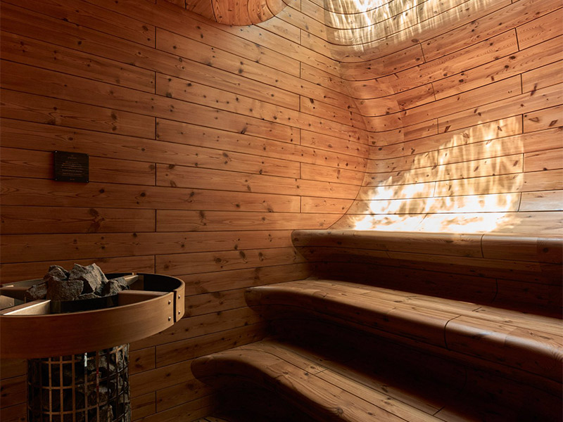 Arquitectura y Empresa, arquitectura, Japón, Japan, villa, casa de vacaciones, playa, Sou Fujimoto, diseño interior, interiorismo, arquitectura orgánica, vivienda de alquiler, hotel, mar, isla, arquitectura costera, integración con naturaleza, Not A Hotel, New Color Studio, materiales de construcción, minimalismo, diseño minimalista, diseño de interiores, piscina, arquitectura orgánica, arquitectura minimalista