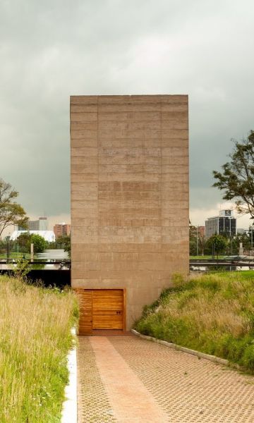 Vista posterior del Centro de Memoria, Paz y Reconciliación