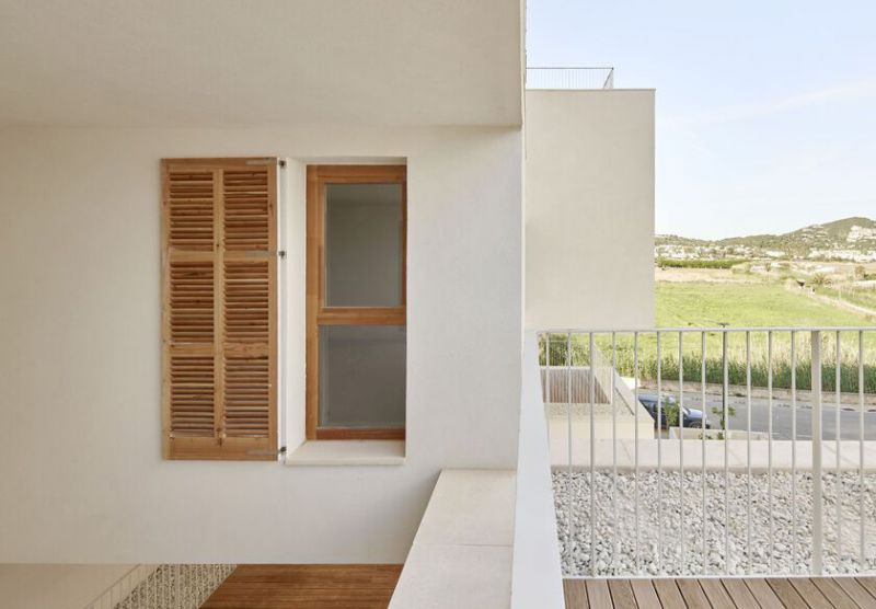 arquitectura_y_empresa_viviendas sociales Ibiza_huecos 