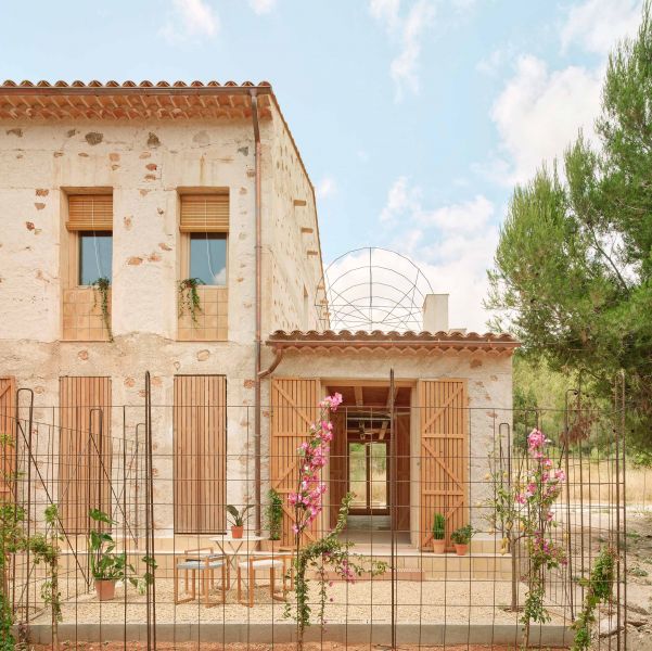 Espacio de jardín en las plantas bajas