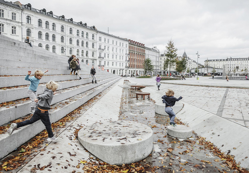 Israel-Square-Copenhagen-Sweco-01-Rasmus-Hjortshoj_Arquitectura y Empresa