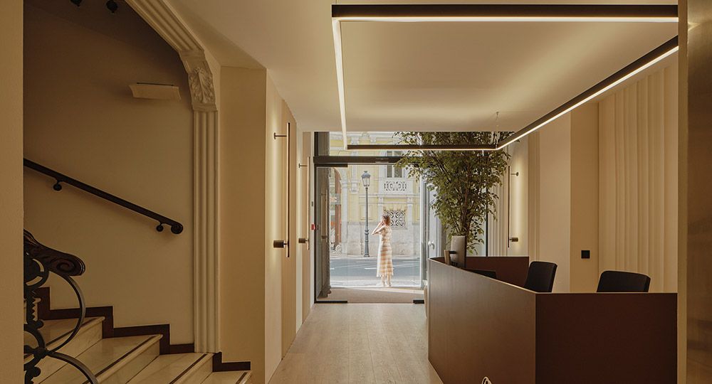 Destudio transforma la sede de Anaford en un referente de elegancia y funcionalidad