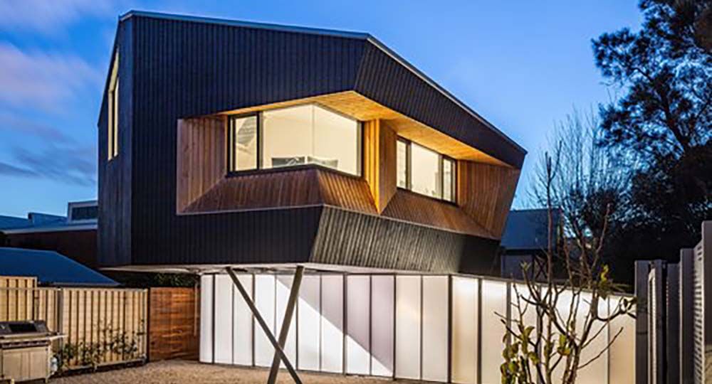 Beach Office, la ampliación inteligente de una casa de verano en North Fremantle, Australia, de Braham Architects.