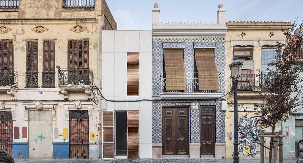 Vivienda tradicional + Arquitectura modular 