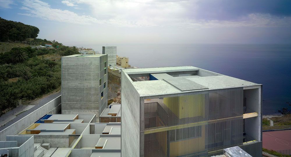 El Antes y el Después de los concursos de Arquitectura. Viviendas Sociales de MGM arquitectos, Monte Hacho (Ceuta).