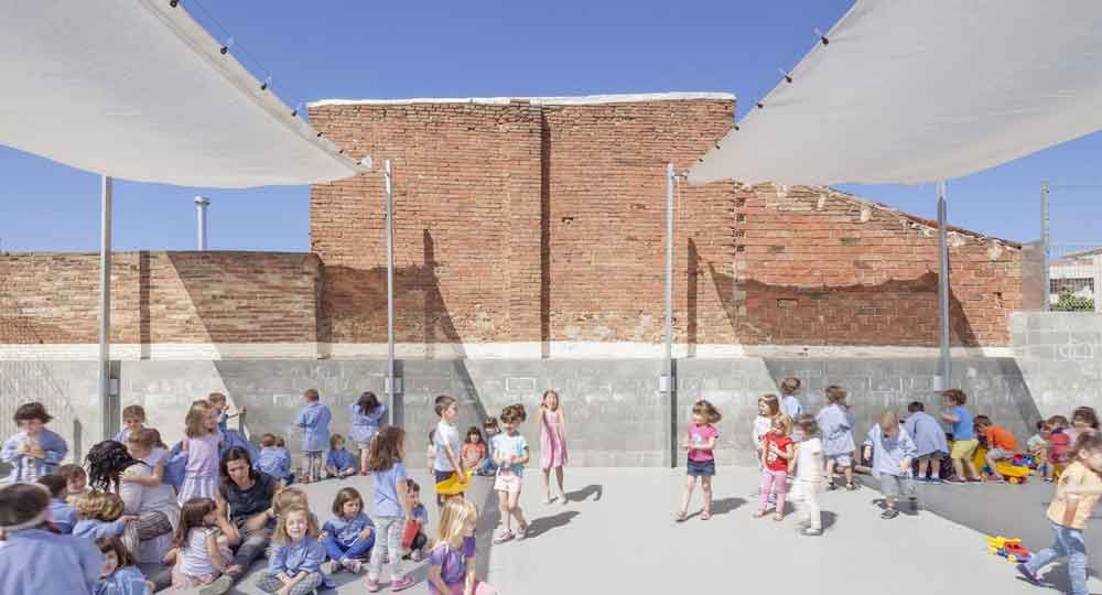 Reforma de l'Escola 906 en Sabadell, por Harquitectes