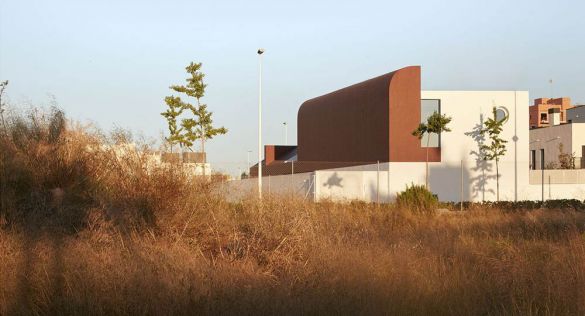 Arquitectura en blanco…¡y rojo!