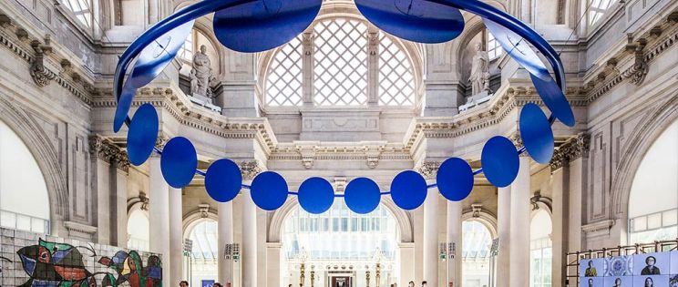 La Corona de ojos de Anna & Eugeni Bach