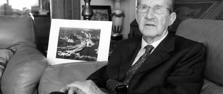 Valencia nombra hijo adoptivo a Gómez-Perretta