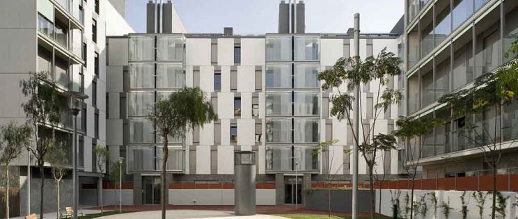 Viviendas en Barberà del Vallès, por Espinet-Ubach Arquitectes