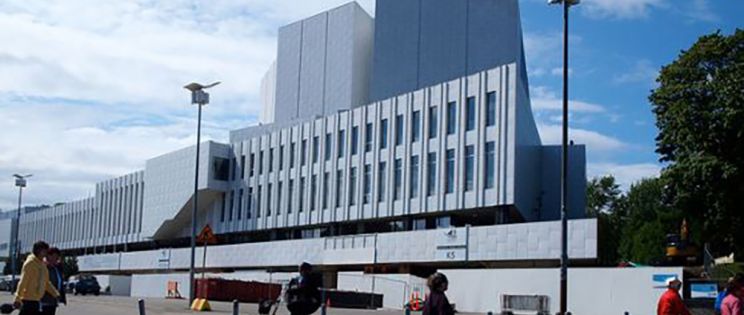 La arquitectura de Alvar Aalto en Helsinki. Finlandia Hall La arquitectura de Alvar Aalto en Helsinki. Finlandia Hall