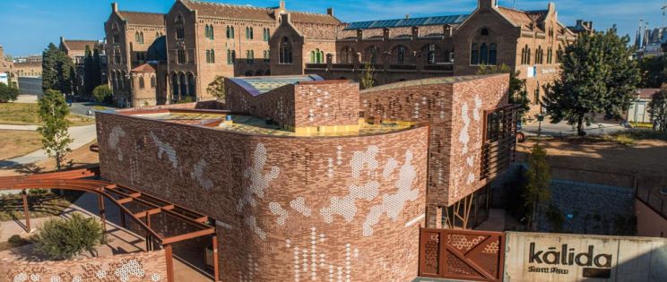 Centro Kálida: Arquitectura para el bienestar