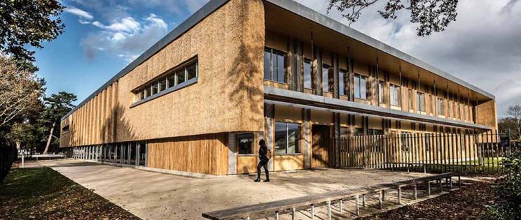 Arquitectura sostenible: Centro Empresarial de la Universidad de East Anglia, Reino Unido. Architype.