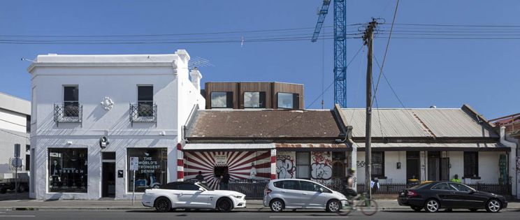 Hertford Street Townhouses, 5 viviendas unifamiliares en bloque compacto, por DesignOffice.