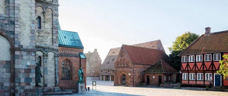 Rememorar la historia. Kannikegården, en Ribe (Dinamarca), por LTArkitekter