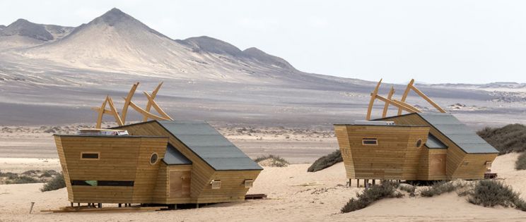 Arquitectura hotelera sostenible en climas extremos. Shipwreck Lodge, Namibia. Nina Maritz Architects