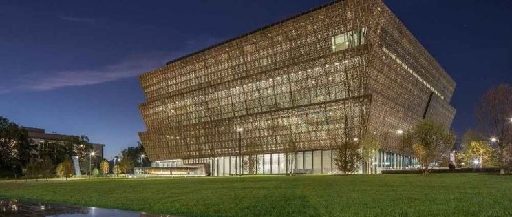 El Museo Nacional de Historia y Cultura Afroamericana, de Adjaye, premio Diseño del Año 2017