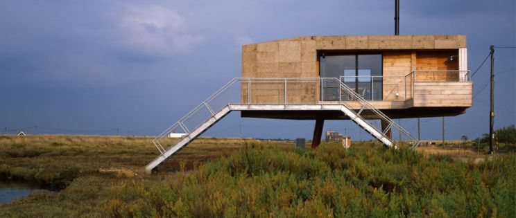 “Redshank”, la vivienda ecológica para el artista Marcus Taylor diseñada por Lisa Shell Architects