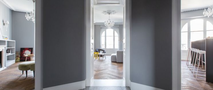 Strauss Apartment , personalidad para interiores con toques de color