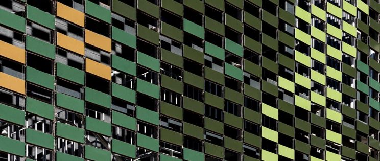 Transformando espacios urbanos en Beraun con Flexbrick