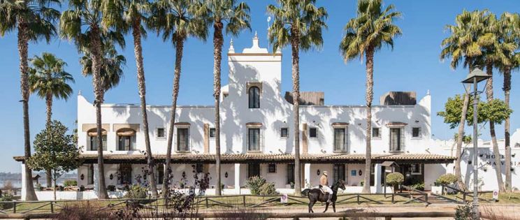 Hotel La Malvasía: tradición con lenguaje contemporáneo Hotel La Malvasía: tradición con lenguaje contemporáneo