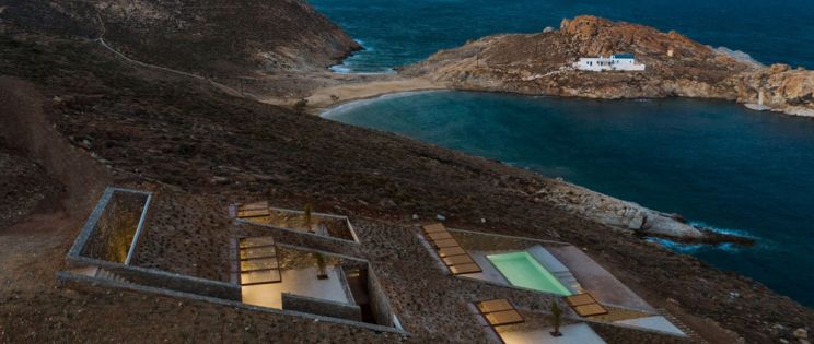 Casa NCAVED de MOLD Architects: arquitectura enterrada en la costa griega