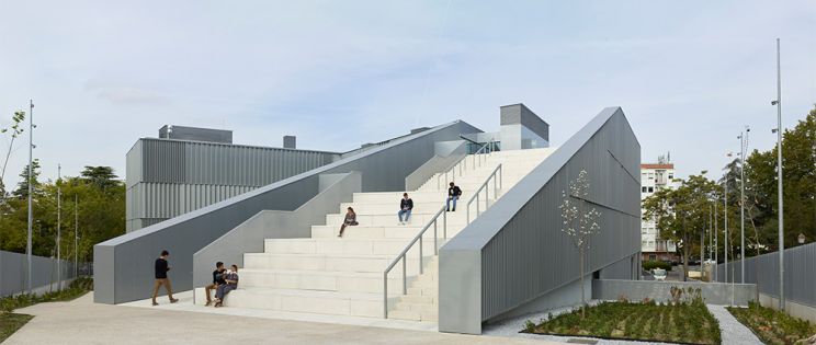 Facultad de Humanidades CEU San Pablo: arquitectura de encuentro